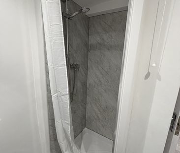 1 Bed Flat, Stoughton Road, LE2 - Photo 1