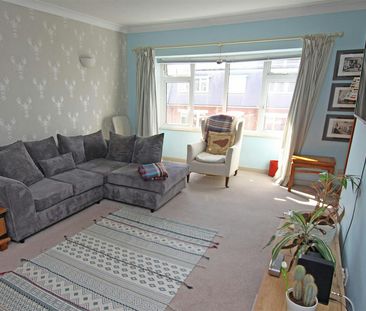Flat to rent on - Photo 5
