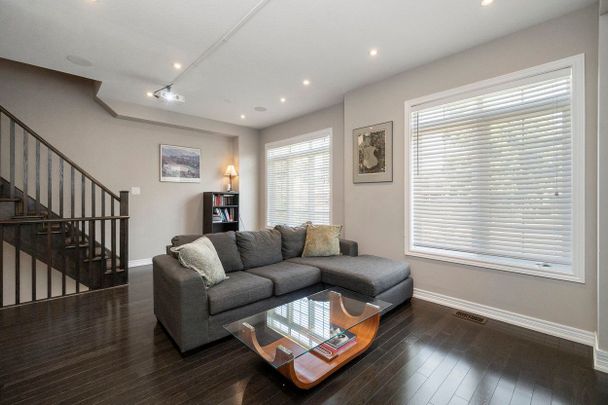 For Lease - 215 Dundas Street Unit# 9, Hamilton, Ontario - Photo 1