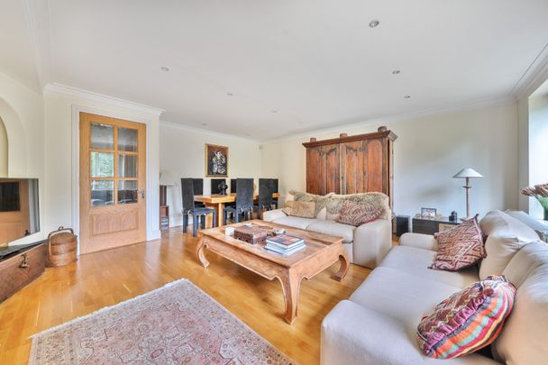 Kingston Hill Place, Kingston Upon Thames, KT2 - Photo 1