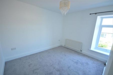 2 bedroom house to rent - Photo 2