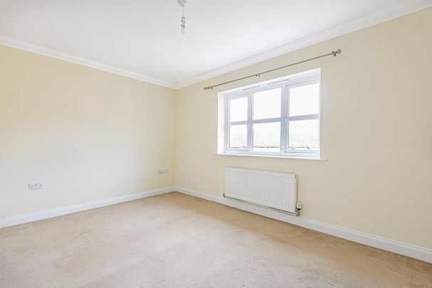 4 bedroom townhouse to rent - Photo 1