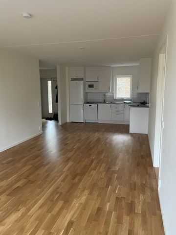 Nyborgsvägen, Stenungsund - Photo 4