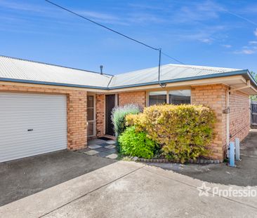 2/10 Bailey Street, Werribee VIC 3030 - Photo 5