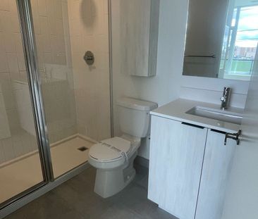 For Lease - 2485 Eglinton Avenue Unit# 401, Mississauga, Ontario - Photo 3