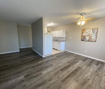 Aspen Lane Apts - PARKING SPACE & WATER INCLUDED - Photo 2