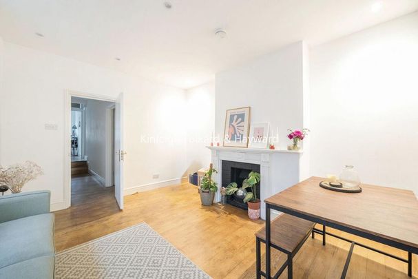 4 bedroom property to rent - Photo 1