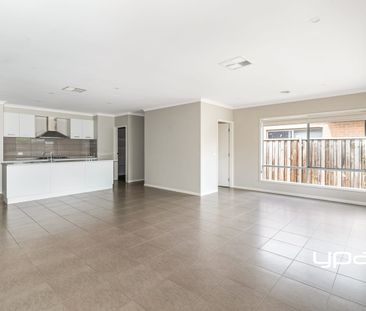 Welcome to your new home, it's ready & waiting for you! - Photo 4