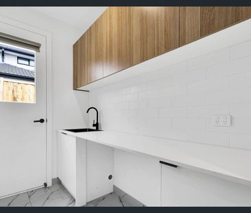 Brand New 4-Bedroom Home in Prime Donnybrook Location - Photo 2