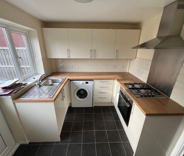 Beanfield Avenue - Photo 5