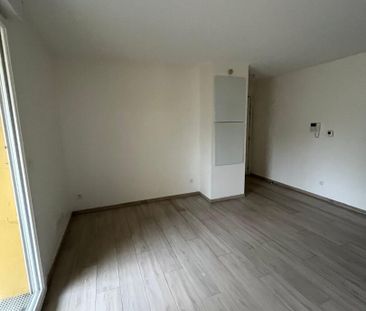 Appartement Montevrain 1 pièce(s) 29.89 m2 - Photo 2