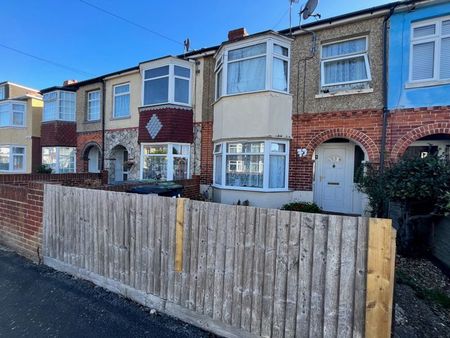 Grange Crescent, Gosport - Photo 2