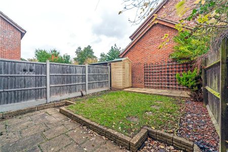 1 bedroom semi-detached house to rent - Photo 2