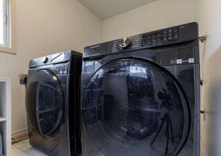 For Lease - 2177 Lakeshore Road Unit# Upper, Burlington, Ontario - Photo 3