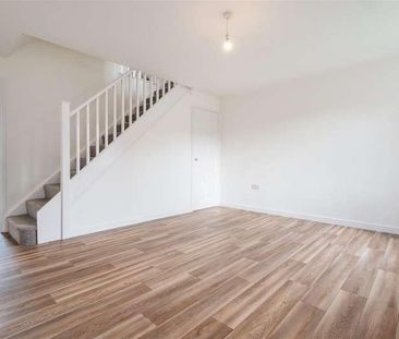 Crown Gardens, Mansfield, NG19 - Photo 2