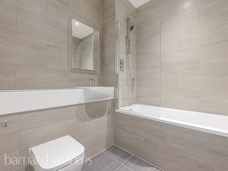 High Road, Whetstone - Photo 5