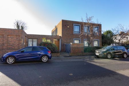 Modern, Spacious flat to let in on Ashby Road, Brockley - Photo 4