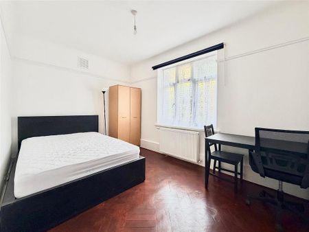 4 bedroom apartment to rent - Photo 5