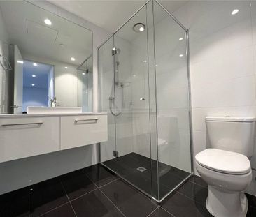 UNFURNISHED - One bedroom apartment - Photo 5