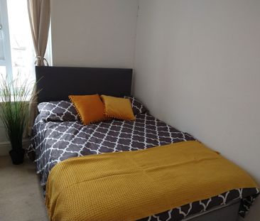 Double Room - Easy access to City - Photo 3