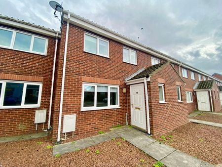 3 bed terraced house to rent in NE63 - Photo 3