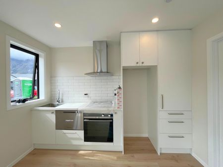 Great unit in Hanley's Farm - Photo 4