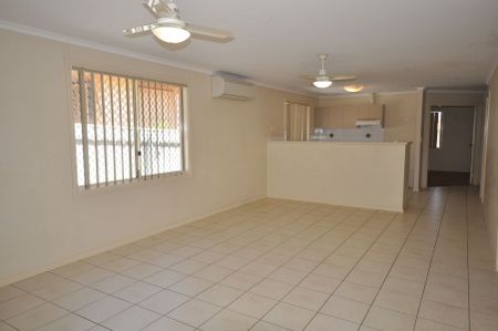 Comfortable 3x1 Close to Shops, Schools & Local Amenities - Photo 5