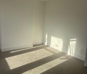 3 Bed Terraced House, Havelock Road, BN1 - Photo 2