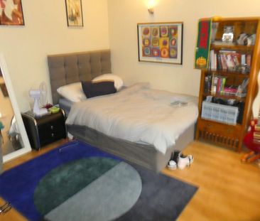 5 bedroom semi-detached house to rent - Photo 5