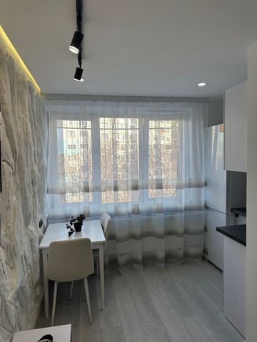 Garsoniera de inchiriat in zona Universitatii - Fotografie 3