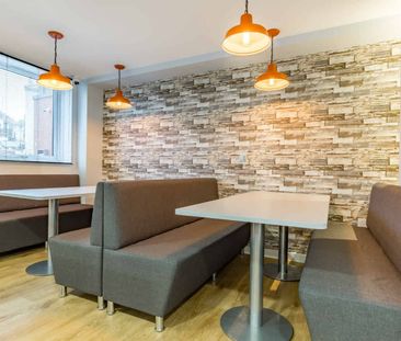 6 Bed Standard Ensuite - Photo 6