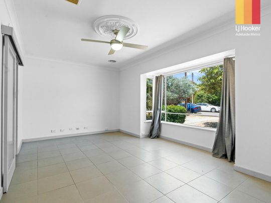 5 Woodmere Avenue, Paradise SA, Belconnen - Photo 1