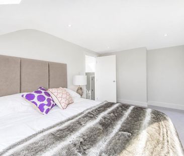 3 bedroom apartment to rent - Photo 2