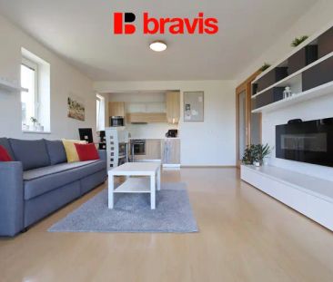 Pronájem bytu 2+kk, ul. Optátova, Brno - Jundrov, zeleň, balkón, ga... - Фото 2