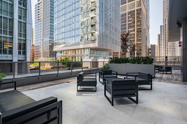 For Lease - 11 Yorkville Avenue Unit# 4904, Toronto, Ontario - Photo 1