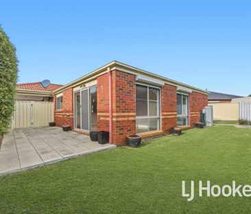 10/35 Narellan Drive, Hampton Park VIC - Photo 5