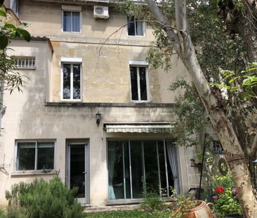 Maison bourgeoise de 162 m2 avec jardin, garage et grande ca - Photo 1