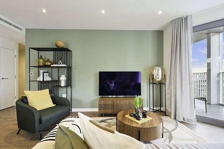 Stunning 3-Bedroom Flat with Amenities, Pet-Friendly, and Close to Battersea Power Station - Photo 4