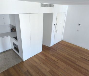 2 room luxury Duplex for rent in Lisbon, Portugal - Photo 5