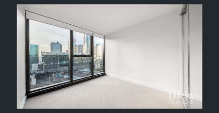 2 Separate Bedrooms Apartment at Melbourne Quarter- By appointment only - Photo 2
