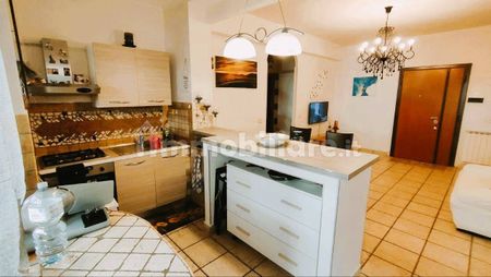 Bilocale via Alessandro Volta 5, Centro, Santa Marinella - Foto 4