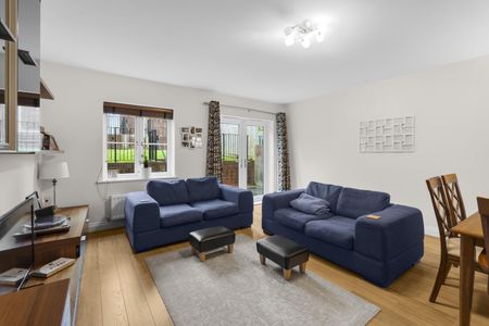 3 Bedroom Semi Detached House To Rent - Photo 4