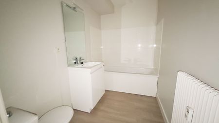 T1 de 38 m² jolie pièce de vie – Proche gare - Photo 4