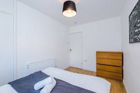 4 Bed Semi-Detached House, Wynn Street, B15 - Photo 4