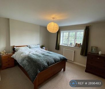 2 bedroom semi-detached house to rent - Photo 3