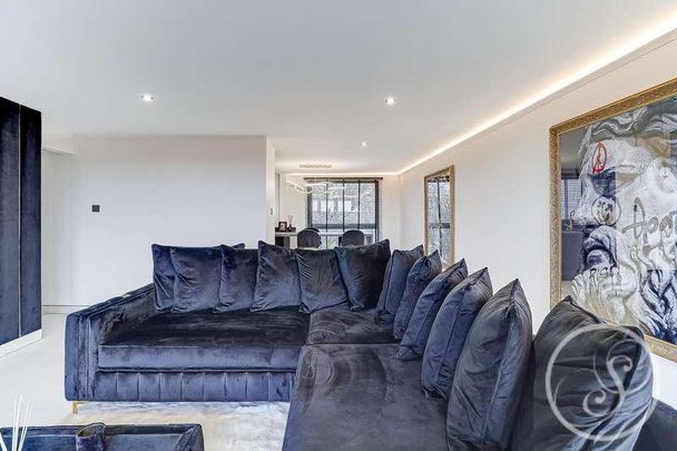 Lake View Court, Leeds, LS8 - Photo 1