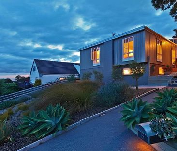 Big home with comfortable, tranquil and peaceful. - Photo 1