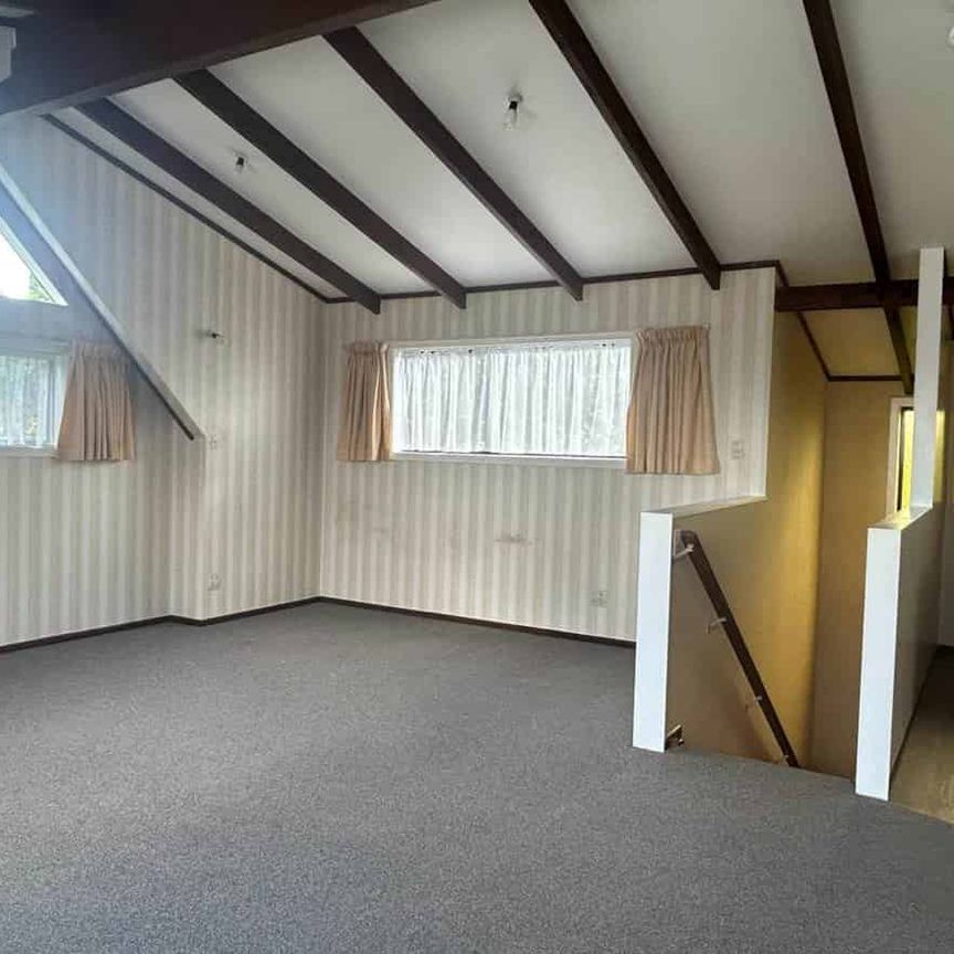 Mount views, low maintenance studio living - Photo 1