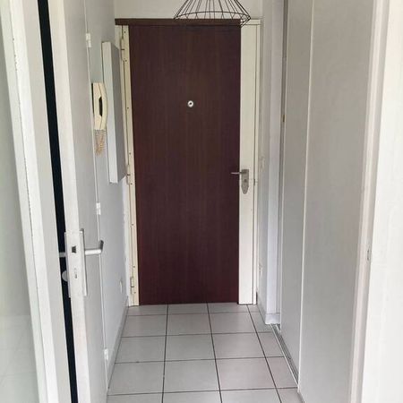 Location appartement Grenoble 38000 1 pièce 30 m² - Photo 3