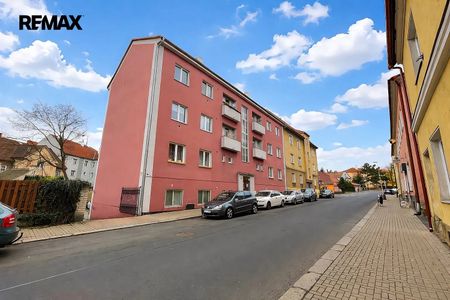 Pronájem bytu 2+1 67 m² - Fotografie 4